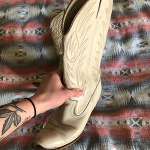 Acme cowgirl boots